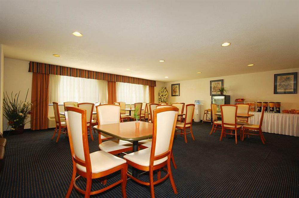 Comfort Inn Chester - Richmond South Zewnętrze zdjęcie