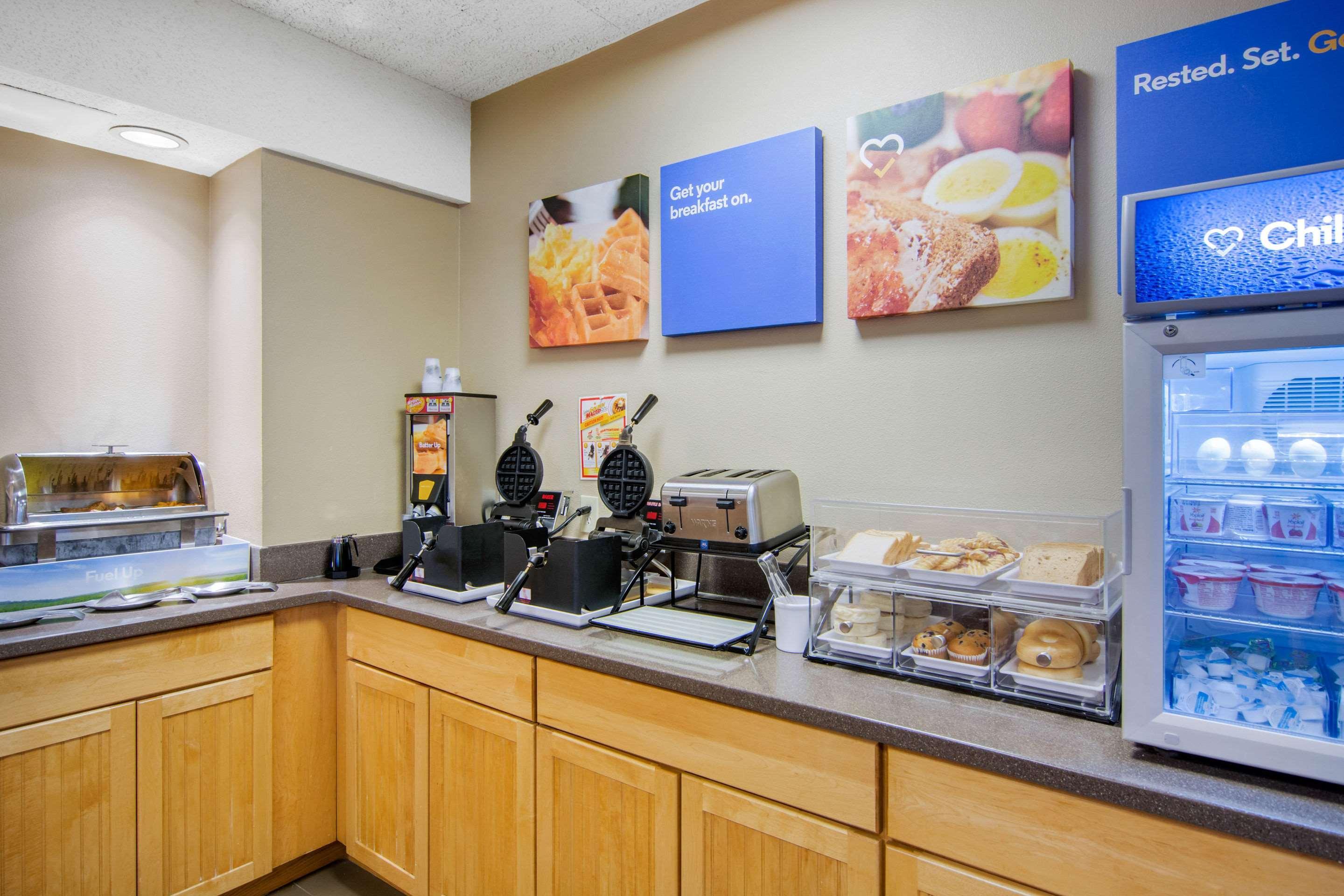 Comfort Inn Chester - Richmond South Zewnętrze zdjęcie