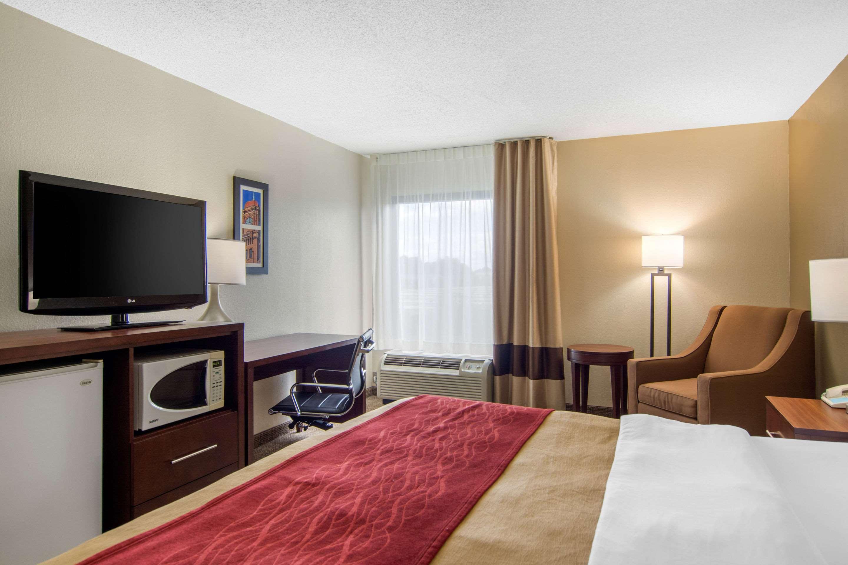 Comfort Inn Chester - Richmond South Zewnętrze zdjęcie